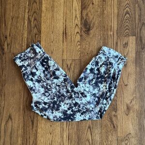 Athleta Black and White Patterned Pants joggers